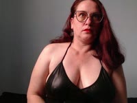 Discover the bolder and more confident side of a mature woman who knows what she wants. Dominant, sensual and with an awake mind, I am here to take you beyond the conventional. If you are looking to let yourself be carried away by your deepest fantasies and follow the rhythm of a fascinating and experienced mind, come and join me in a private space where only you and I will be the protagonists. Are you ready to explore your limits with me?