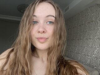 camgirl porn cam AlbertaClem