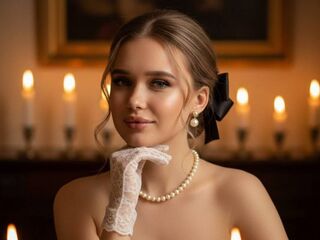 nude gamgirl AliceMaryWilson