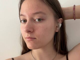 babe webcam BerthaPinkos