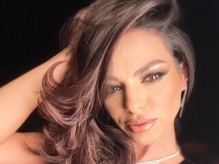 naked webcamgirl video Lizzie