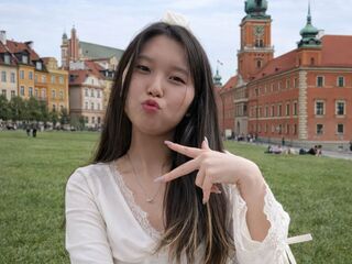 camgirl NellaBiggard