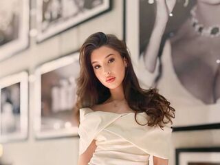 naughty camgirl masturbating with dildo SydneyLuelf