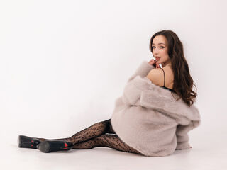 cam slut video chat EmilySimon