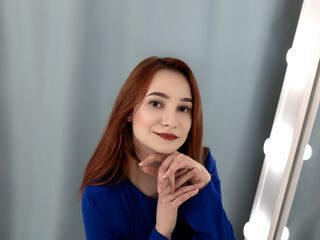 hot striptease web cam TrissMacklin