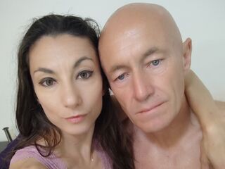 sexy webcam couple IvonneAndDom