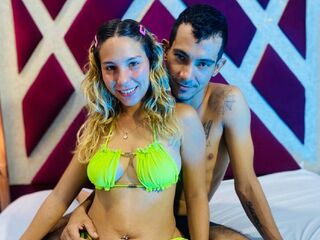 sexy live couple JennyAndJuan