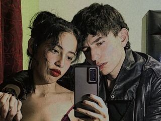 naked cam girl fucked MassimoAndDakota