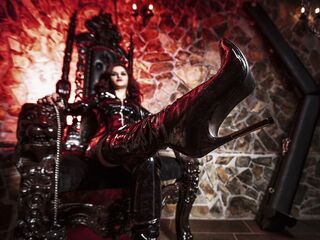 girl slave webcam show IsisKnox