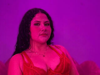 spanking live cam leonelaMessy