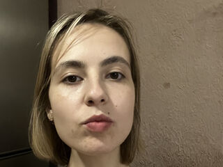 hot webcam slut AdalineShay