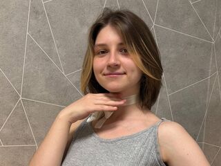 naughty camgirl masturbating with vibrator AgnesPassero