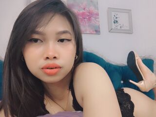 naughty camgirl fingering shaved pussy AickaChan