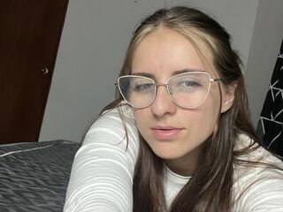 naked webcam girl photo AlanaSoon