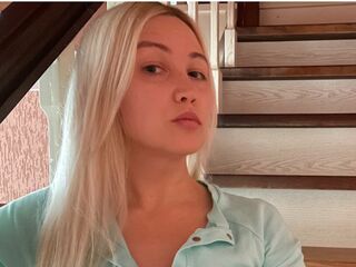 naked webcamgirl picture AmaiaJohnstone