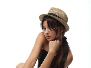kinky video chat performer AmaraLace