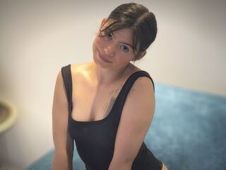 camwhore fingering shaved pussy AmeliLuna