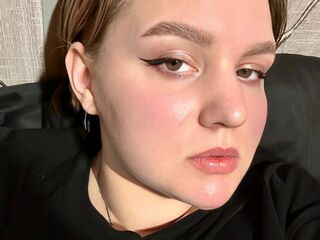 live-chat AmyyHall