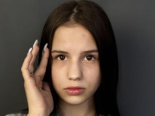 naked girl with webcam fingering AnnetPintonin