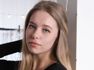 free webcam video AnnetteMajid
