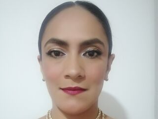 hot naked webcamgirl AntonellAdiosa