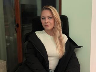 bedroom live webcam AnyaLior