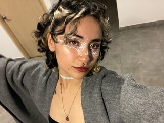 beautiful camgirl BayonetaSweit