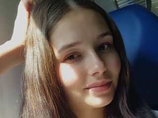 camwhore spreading pussy BettyCook