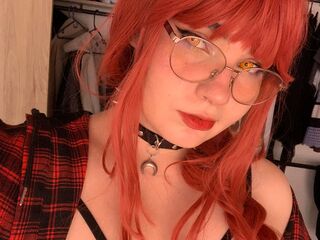 closeup webcam BluellEly