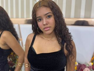 livesex cam girl BrandiRosse