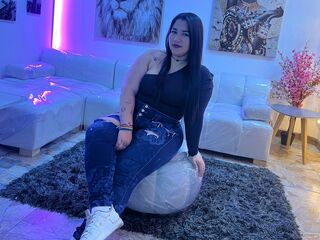 naughty camgirl fingering shaved pussy CataleyaVisconti