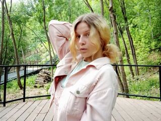 online chat CelesteForman