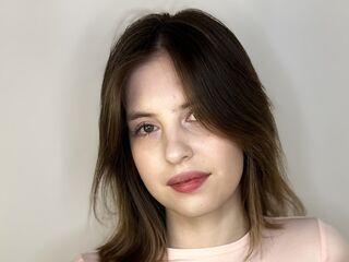 cam girl showing tits ChandraTays