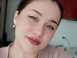 cam girl picture CharyBingg