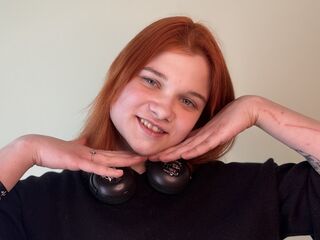 girl chat room ChiaPreuitt