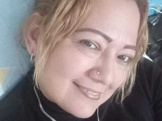 cam girl video chat ClauDaniels