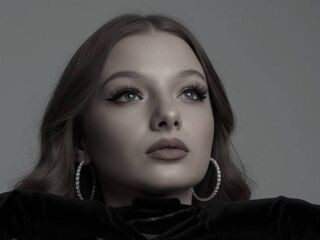 live sex cam photo CreolaScheidler