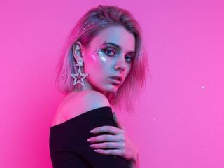 webcamgirl chatroom DaiseyNovotny