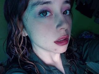 naughty cam girl fingering shaved pussy DannaGom