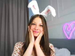 bedroom live webcam DareleneBeldin