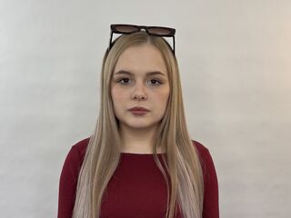 naked cam live DonellaAutobee