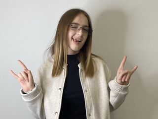 fingering girl chat DorothaHiles