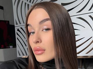 camwhore shaving pussy DorthaErick