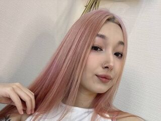 hot cam girl fingering shaved pussy EdlinHawks