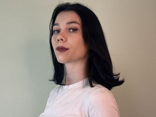 camslut masturbating EdythOverbey