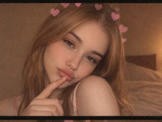 naked cam girl picture ElaraWinslow