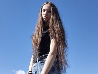free nude cam EleaseArhelger