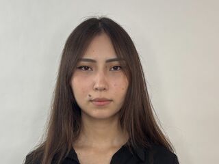 masturbating girl ElfriedeAnsbro