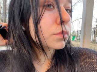 sex cam live ElzzaCute