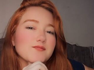 camgirl shaving pussy EstrellaBright